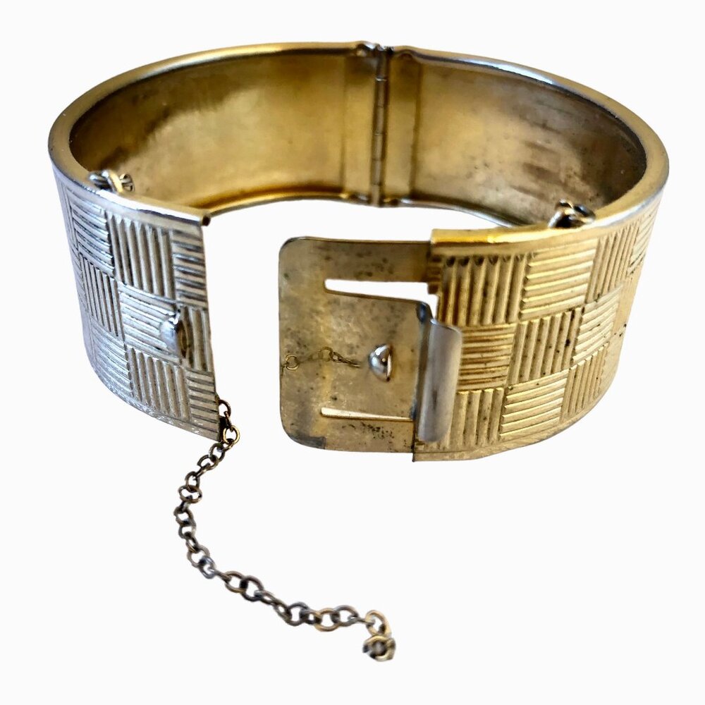 Coro Vintage Hinged Bracelet Gold Tone Basket Weave Signed FLAW - Picture 8 of 12